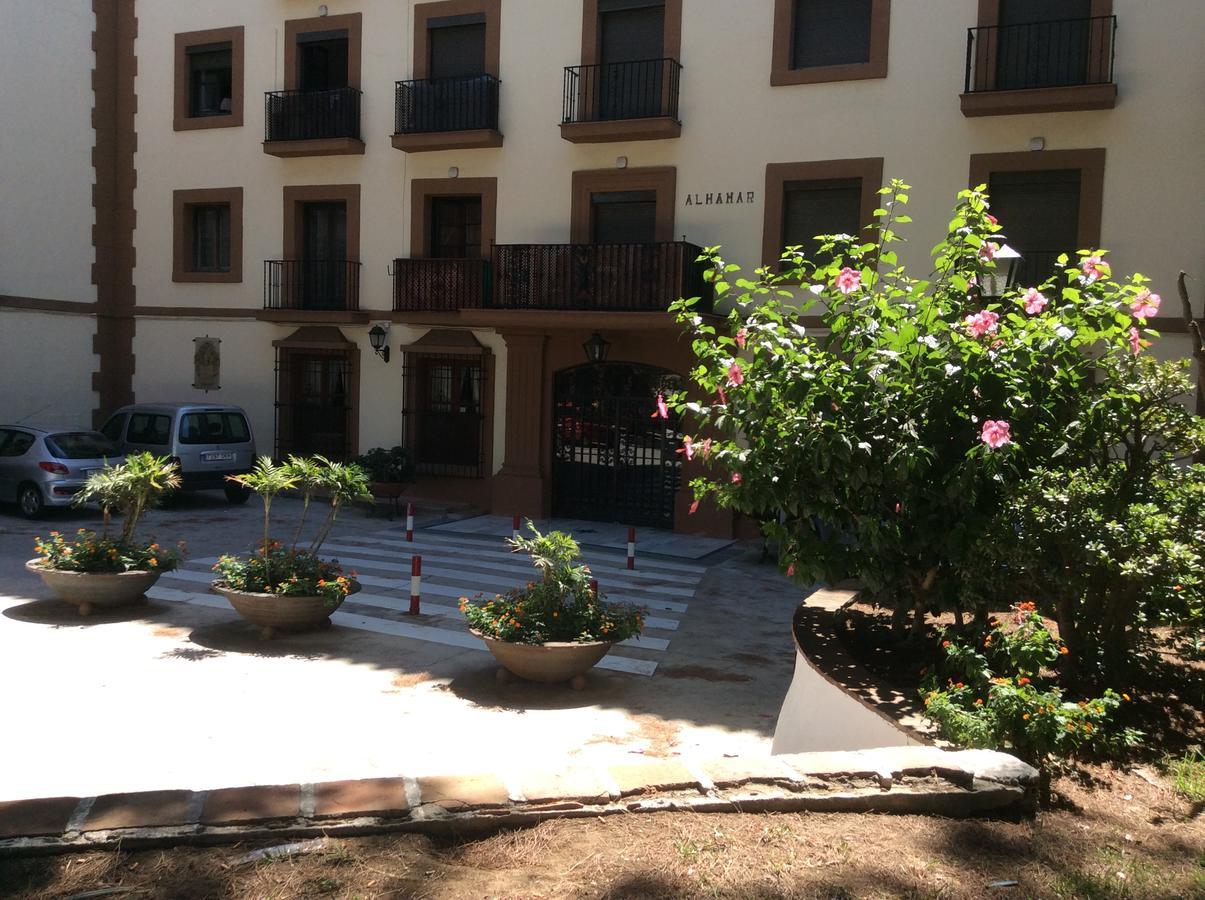 Mansion Alhamar - 2 Bedroom, Frontline Beach, Mountain Views, Full Size Pool, Tennis Courts, Close To Shops, On-Site Bar & Chiringuito Sitio de Calahonda Luaran gambar